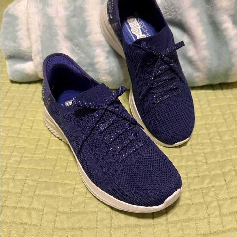 Skechers Women's Navy Sneakers